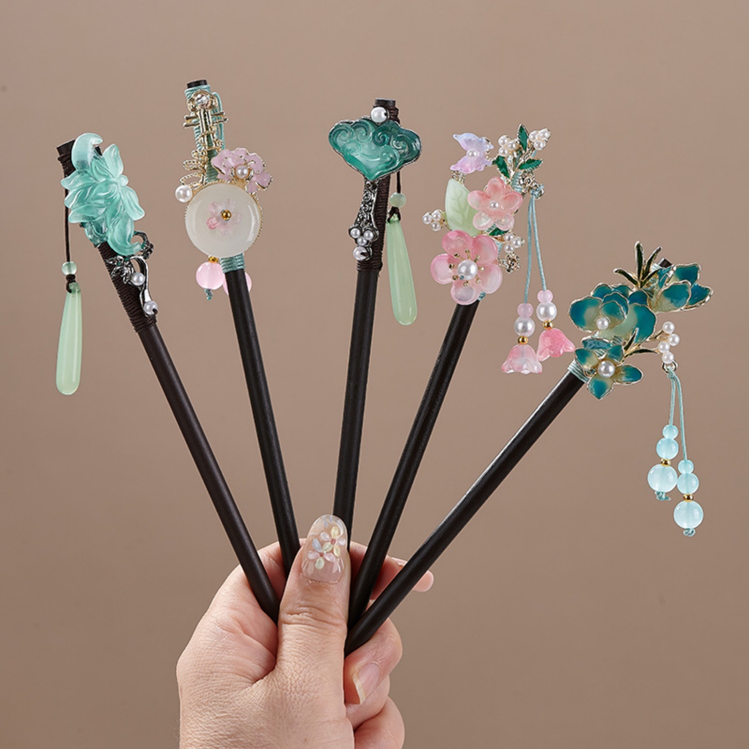 Young Women'S Accessories - Vintage Flower Hairpin For Women Elegant