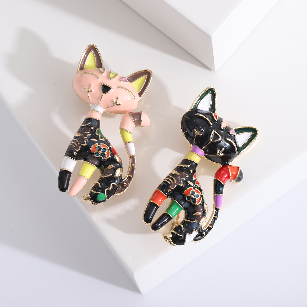 1pcs Cute Enamel Cat Brooches  - Women Accessories Combo Gift avaliação e preço