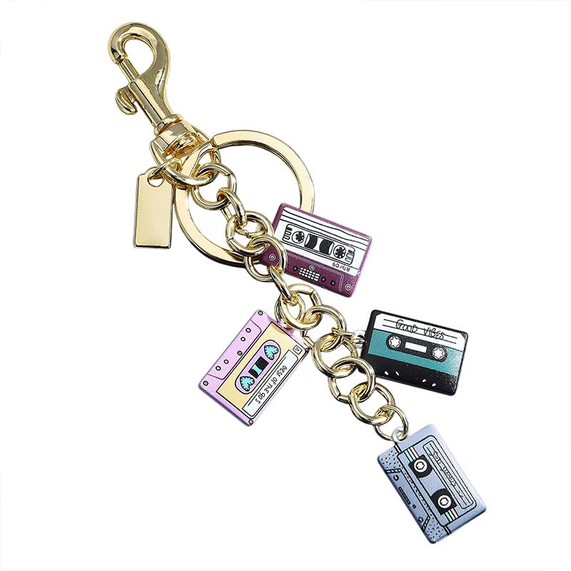 Vintage Cassette Tape Keychain - Women'S Accessories In The 80S avaliação e preço